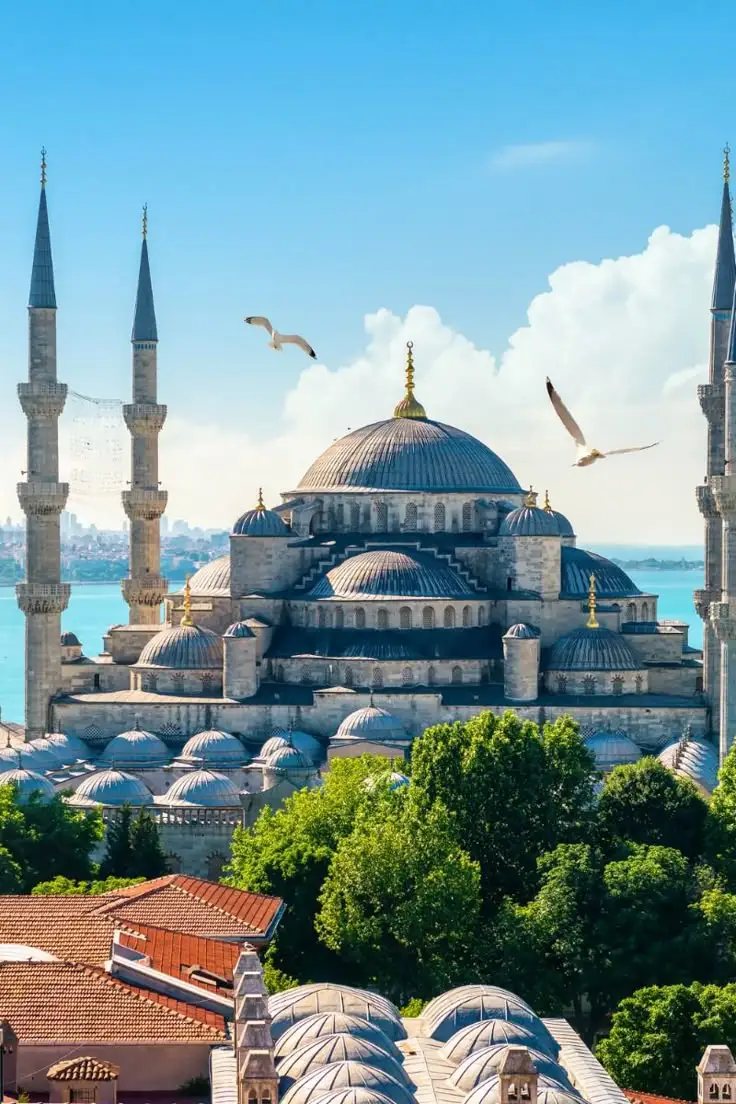 پرطرفدارترین مقاصد تورهای خارجی برای ایرانی‌ها در سال ۱۴۰۳