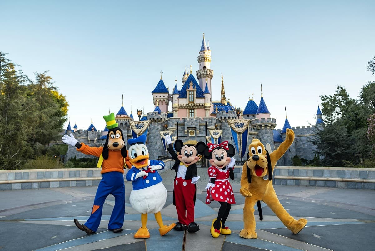 بازدید از دیزنی لند